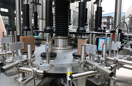 全自動回轉式不干膠貼標機-XTHZ-720J型