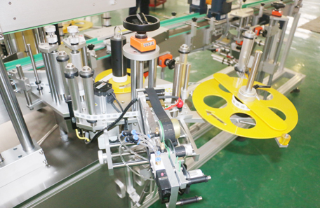 底面雙側面不干膠貼標機