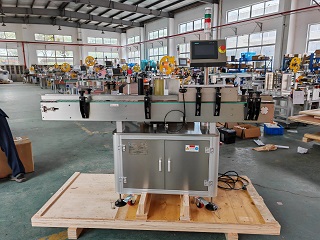 2025.7.8澳大利亞立式圓瓶貼標機1臺